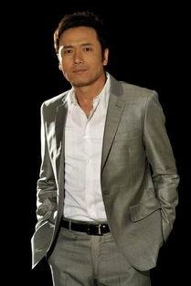 苗侨伟爆料自己兄弟视频,背后故事引人猜测  第1张